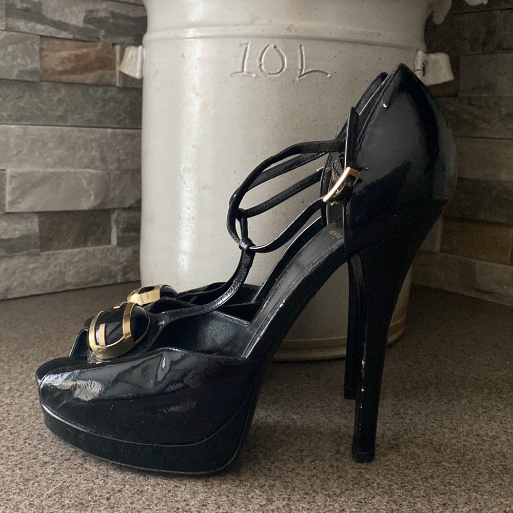 FENDI Black Patent Leather T Strap Peep Toe Platform Sandals - Picture 7 of 13